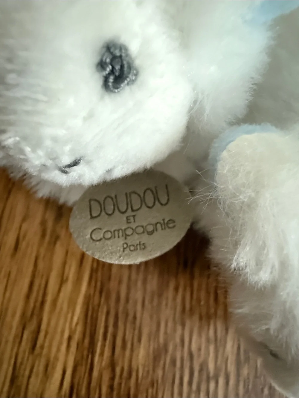 Plush White Baby Booties Dou Dou compagnie